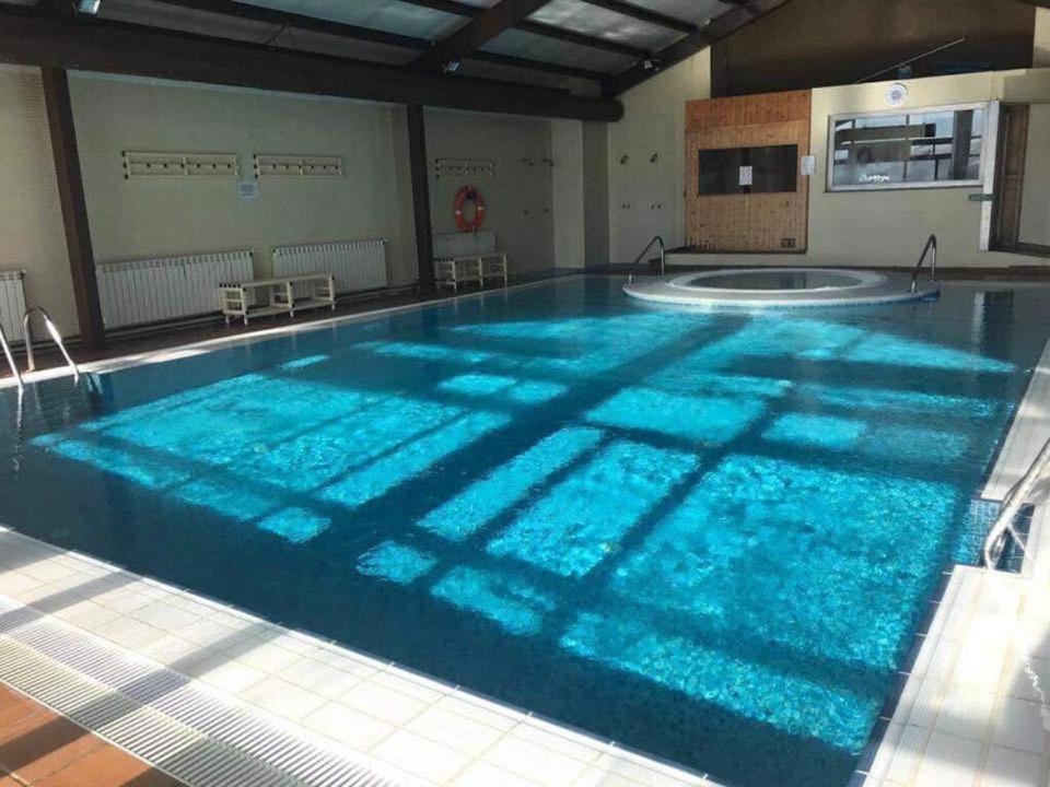 Acogedor Apartamento En Sierra Nevada Con Piscina Acceso Directo A Silla Serra Nevada Exterior foto